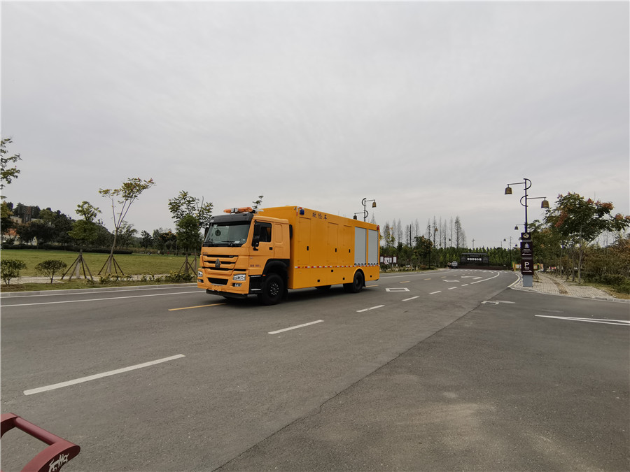 CLW5160XXHZ6救险车