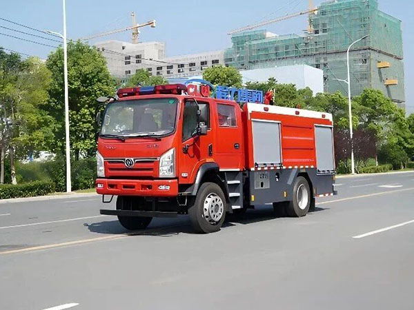 CLW5150GXFSG60/ST型水罐消防车